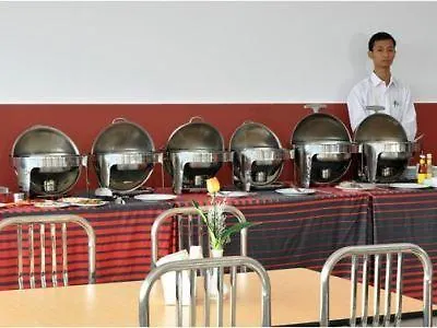 Clover Hotel Yangon
